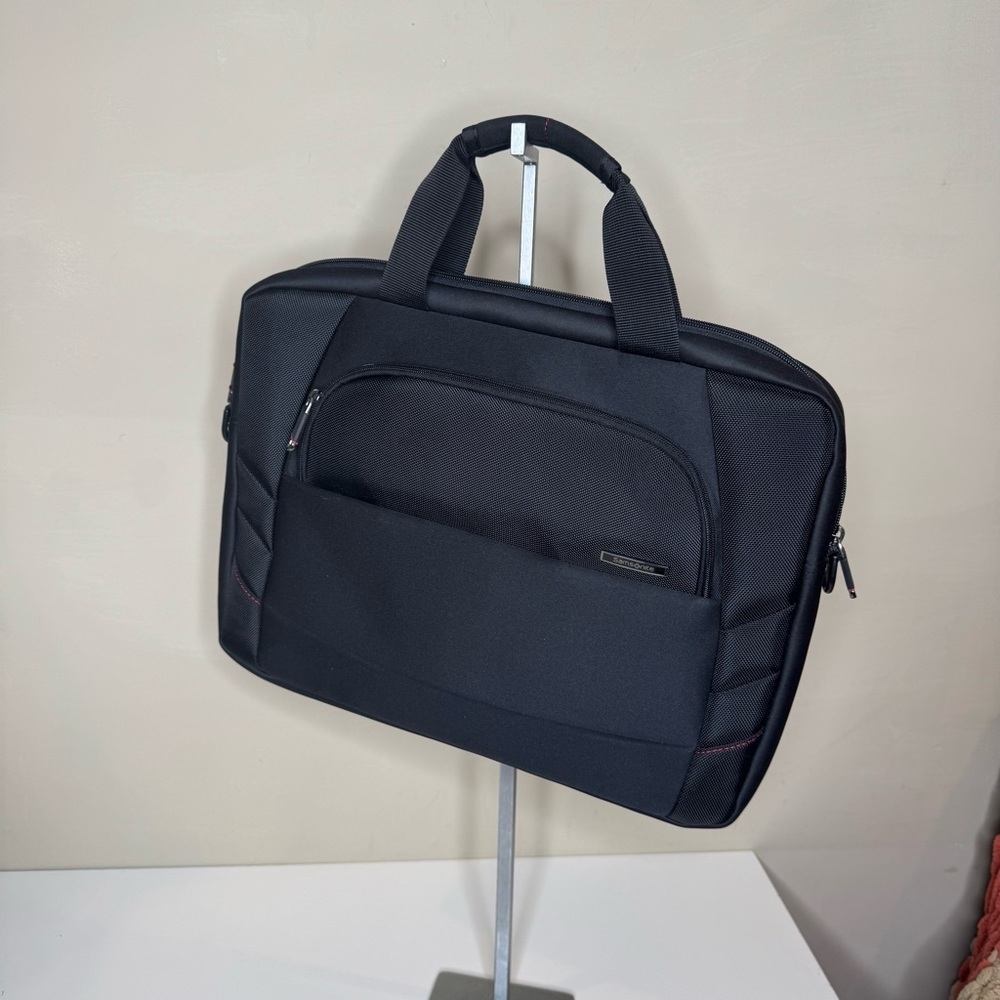 SAMSONITE Xenon 2 Slim Briefcase Fits Laptop Black NWOT